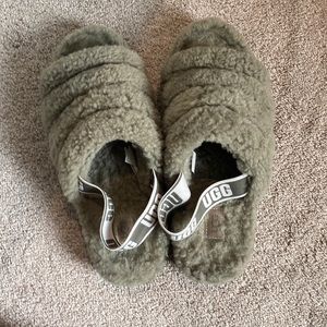 UGG Platform Slippers - GREY